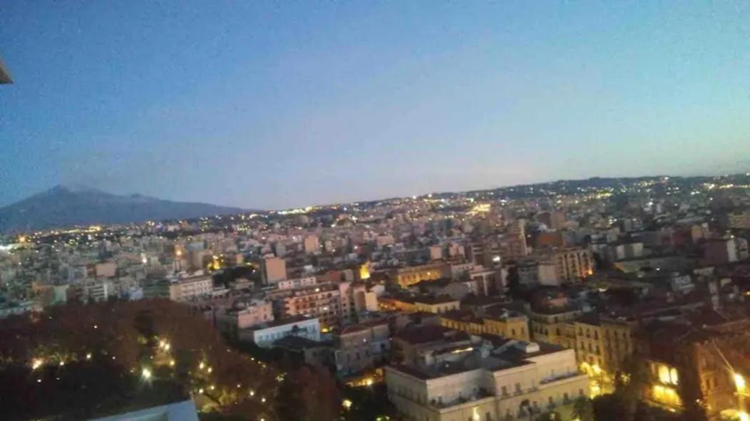 The Top Of Catania Bagian luar foto