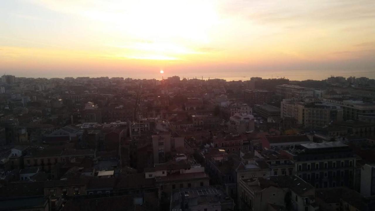 The Top Of Catania Bagian luar foto