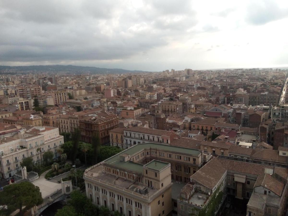 The Top Of Catania Bagian luar foto